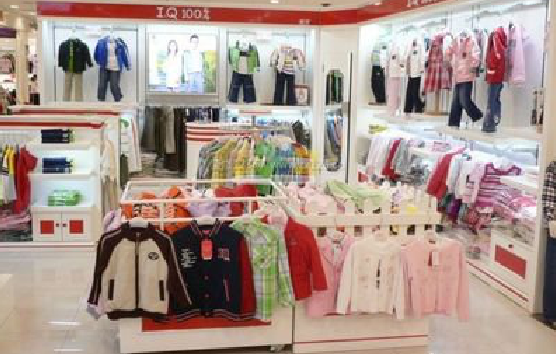 信丰店面装修风格确定。